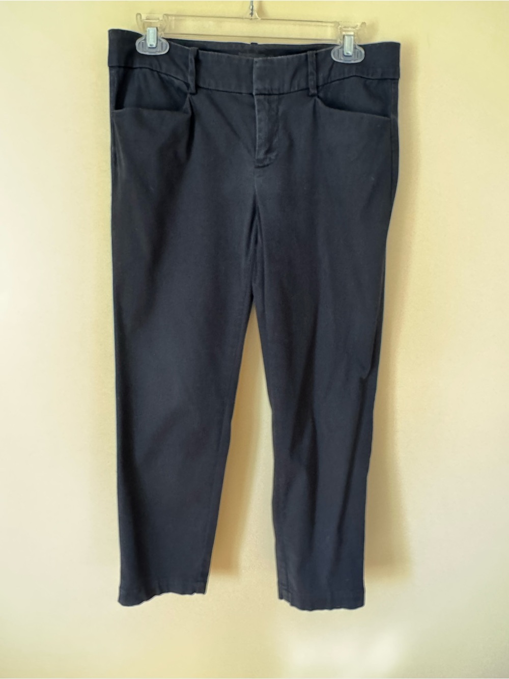 Womenβs Black Ankle Pants (6P)